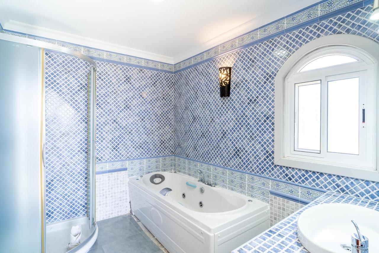 Villa Kenny Private Pool Casasol Nerja Exterior foto